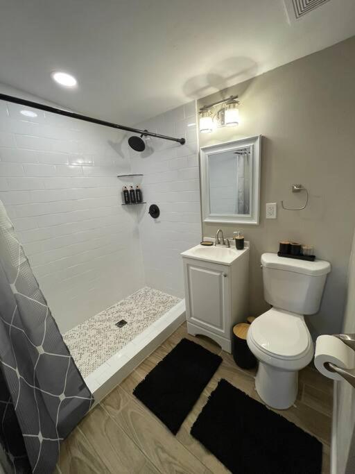 New Midtown Modern Studio With Backyard Phoenix Zewnętrze zdjęcie